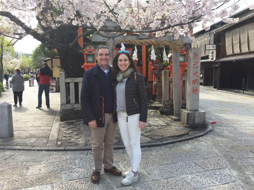 Kyoto: Private Tour with Local Licensed Guide - Why a private Kyoto guide can save your day