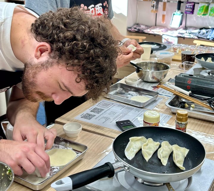 Kyoto: Ramen, Gyoza, and Onigiri Cooking Class - Two Ramen Broths in the Heart of Kyoto