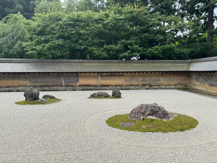 Kyoto: Ryōan-ji, Greatest Zen Garden Guided Tour in 90 Min. - Meeting at the Sanmon gate