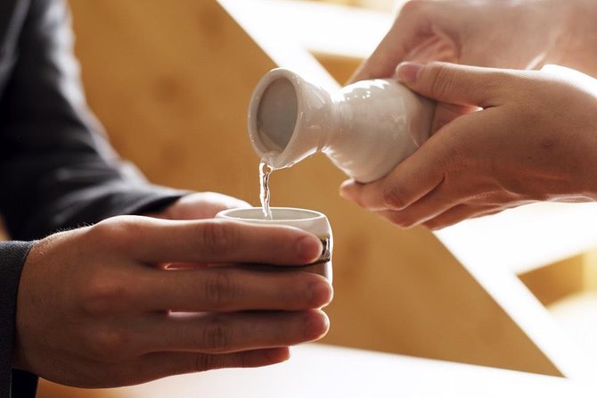 Kyoto Sake Brewery Tour with Lunch - Where the guide makes the difference
