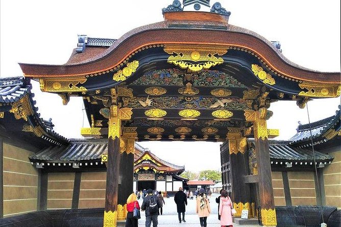 Kyoto Samurai and Geisha Town Private Walking Tour - Nijo Castle, where the shogun met Kyoto