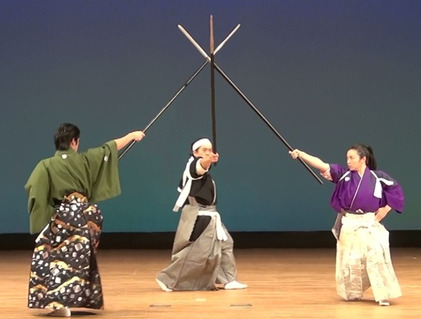 Kyoto: Samurai Kenbu Traditional Sword Dancing Show - Traditional and modern Kenbu performances