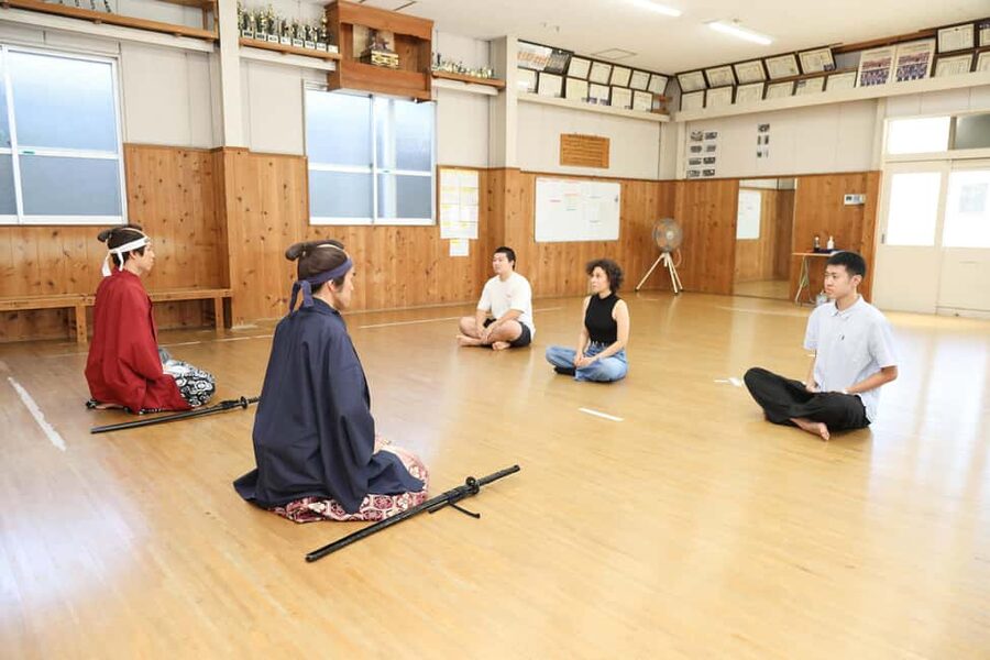 Kyoto: Samurai Sword & Kimono Action Filming Experience - Learning makkogiri and kesagiri with actors