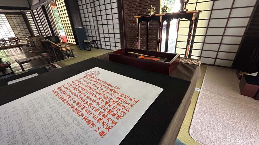 Kyoto: Shakyo & Matcha in Historic Temple Garden - Matcha and Wagashi After the Writing