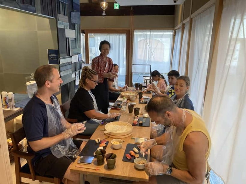 Kyoto: Small-Group Authentic Sushi Making Workshop - The small drawbacks to consider