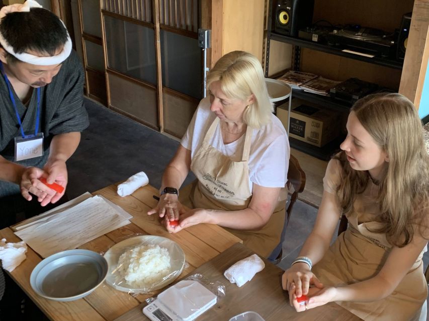Kyoto: Sushi Making Class with Sushi Chef - A practical 90 minutes to three hours