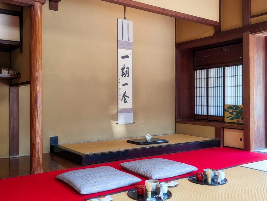 Kyoto: Tea Ceremony in a Traditional Tea House in Kiyomizu - The garden is part of the experience