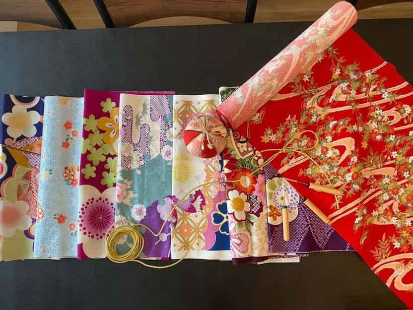 Kyoto: Traditional Kimono Fabric Handicrafts Workshop - A quieter Kyoto location near temples and cafés