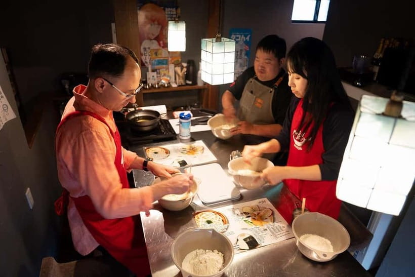 Kyoto Udon & Tempura Cooking Class with Professional Chefs - Meeting near Kyoto-Kawaramachi