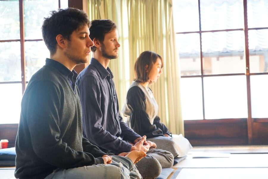 Kyoto: Zen Meditation and Garden Tour at a Temple with Lunch - Shojin ryori: a Buddhist lunch with an important caveat