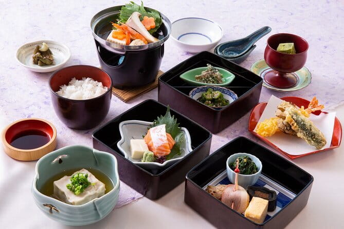 Maiko Night Performance with Kaiseki-style Kyoto cuisine Dinner - Understanding the maiko performance