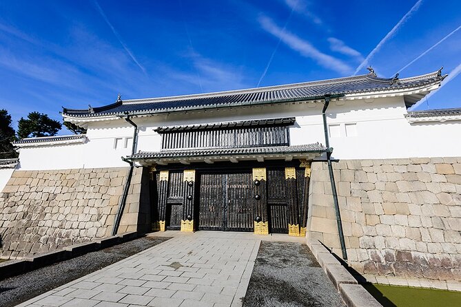 Nijo Castle Samurai Inside Story — Top-Rated Guide (Max 8) - Walking through the castle grounds