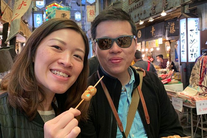 Nishiki Market Brunch Walking Tour (7 Tastings + Brunch) - What the guide adds to the stalls