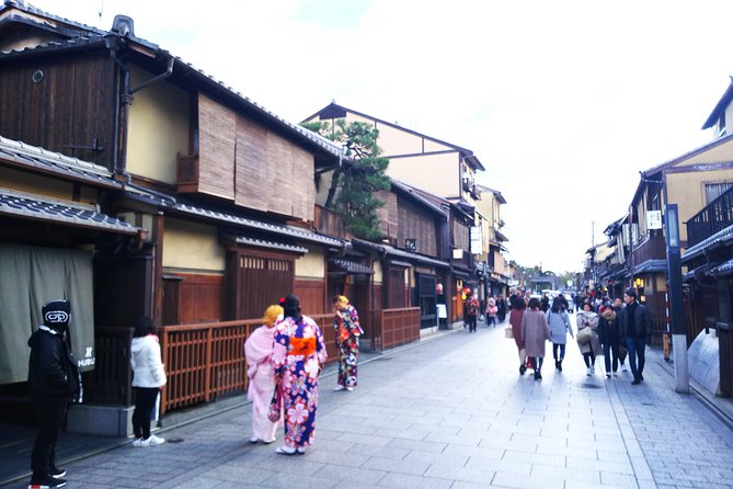 One-Day Walking Tour : Enjoy Kyoto to the fullest! - Pace, weather, and physical effort