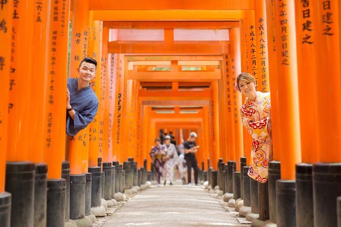 Photo Shoot with a Private Vacation Photographer in KYOTO, JAPAN - Arashiyama for a wider change of scene