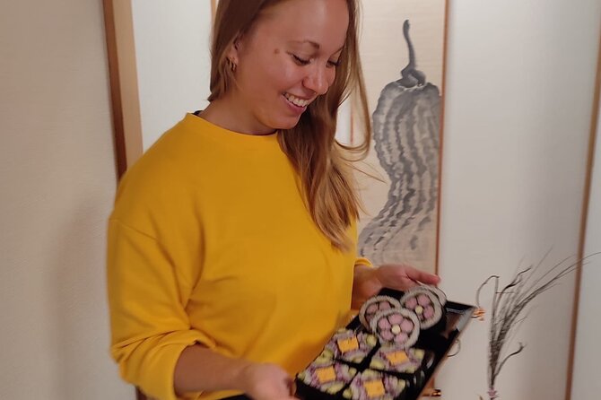 Private Art Sushi Roll Class in Kyoto - A Private Class With Aya and Manabu Ito