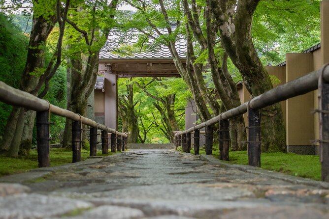 Private car tour Let's uncover secrets of majestic Kyoto history - Adashino Nembutsu-ji and the Arashiyama side of Kyoto