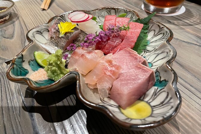 Private Food & Sake Tour in Central Kyoto with Sake Sommelier - Important timing and booking details