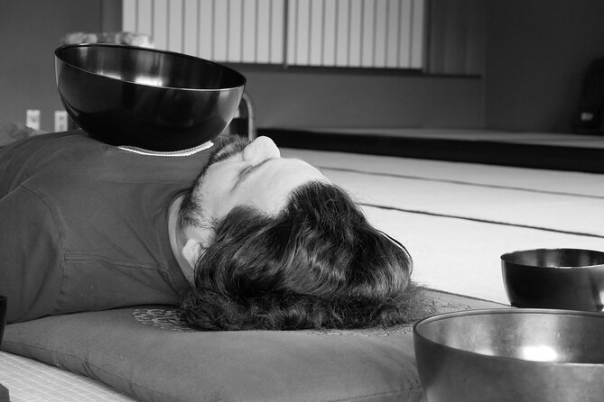 Private Japanese Sound Bath in Kyoto - Settling onto the heated mat