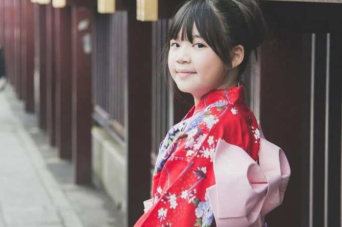 Private Kyoto Family Tour with a Local – 100% Personalized - The walking pace and transport question