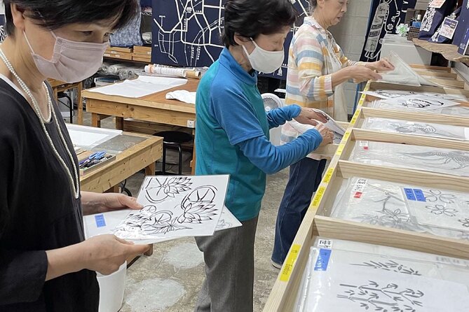 Roketsu dyeing experience: M course Roketsu Dyeing Experience - A closer look at the workshop pace