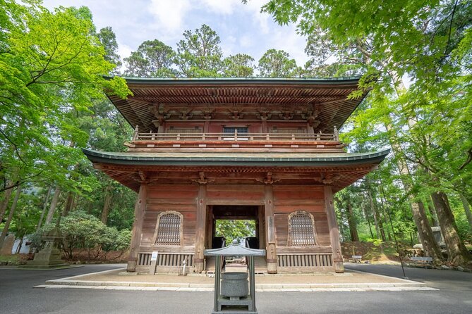 Sacred Peak and Scenic View Hieizan Enryaku ji and Hiyoshi Shrine - Hiyoshi Taisha, where shrine and mountain meet