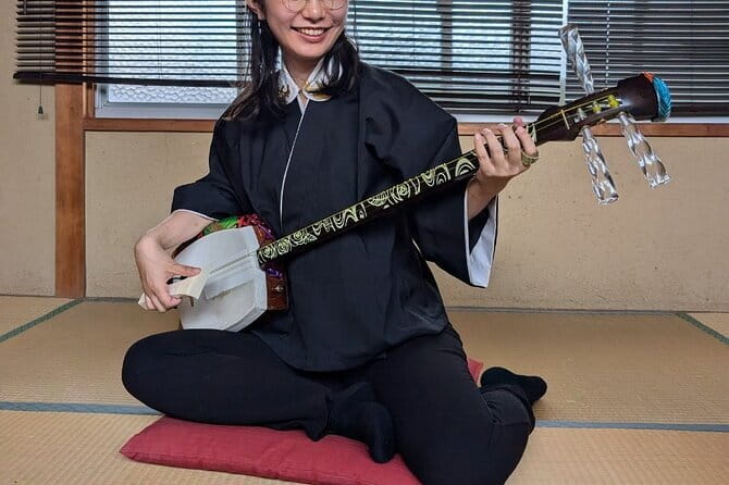 Shamisen Discovery in Kyoto 【Group】 - The instructor and the teaching style