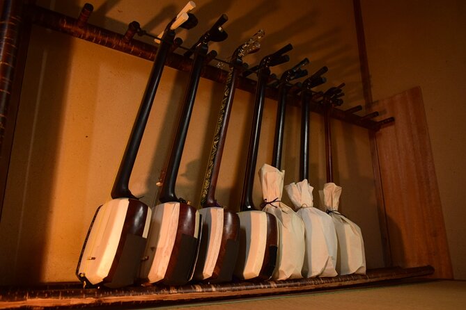 Shamisen Experience in Kyoto 【Private】 - From simple notes to a traditional Japanese song