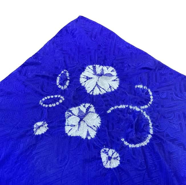 Shibori Fukusa Course at Kyoto Shibori Museum - A Hands-On Start Near Nijo Castle