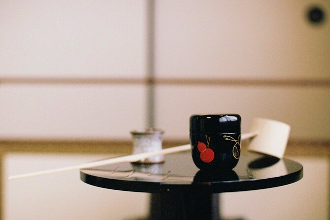 Tea ceremony by the tea master in Kyoto SHIUN AN - Sitting on the floor and other comfort notes