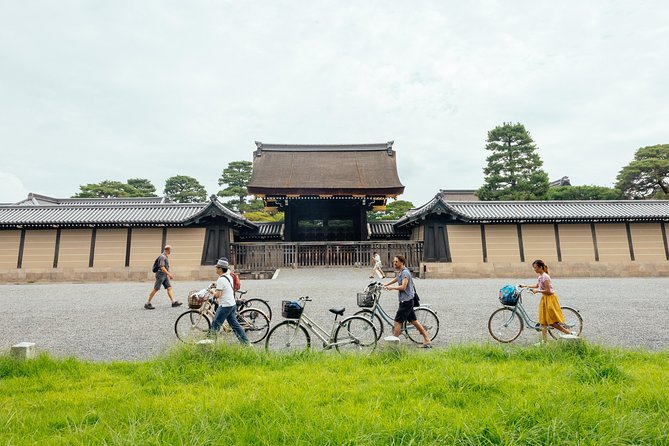 The Beauty of Kyoto by Bike: Private Tour - Kamogawa River and the everyday city