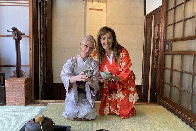 Visiting to Katsura Imperial villa and tea ceremony experience - A smooth start at Miyagawa Tokusaburo Shoten